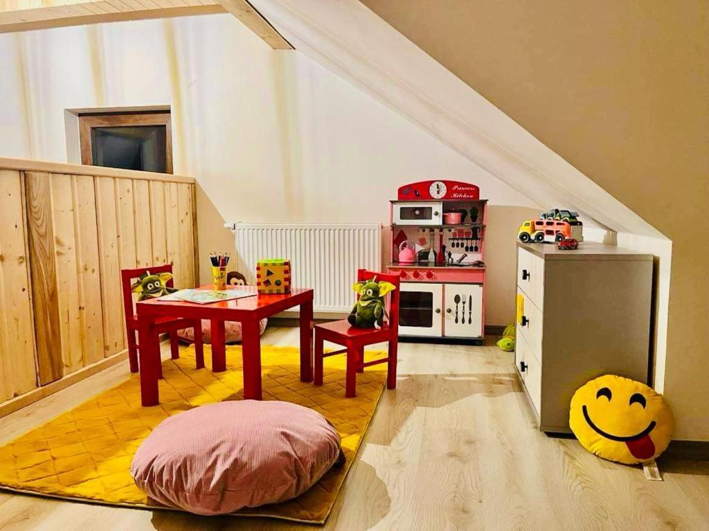 Gorska Cisza - Duzy, Komfortowy, Wyjatkowy Apartament Строне-Слёнске Экстерьер фото