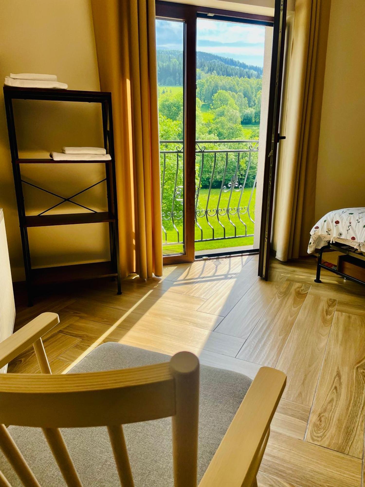 Gorska Cisza - Duzy, Komfortowy, Wyjatkowy Apartament Строне-Слёнске Экстерьер фото
